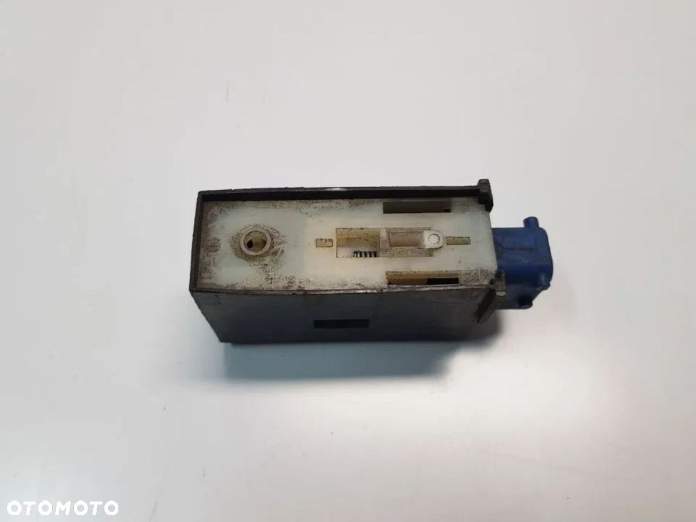 MODUŁ STEROWNIK ZAMKA DRZWI 8353011 BMW 3 E36 - 4