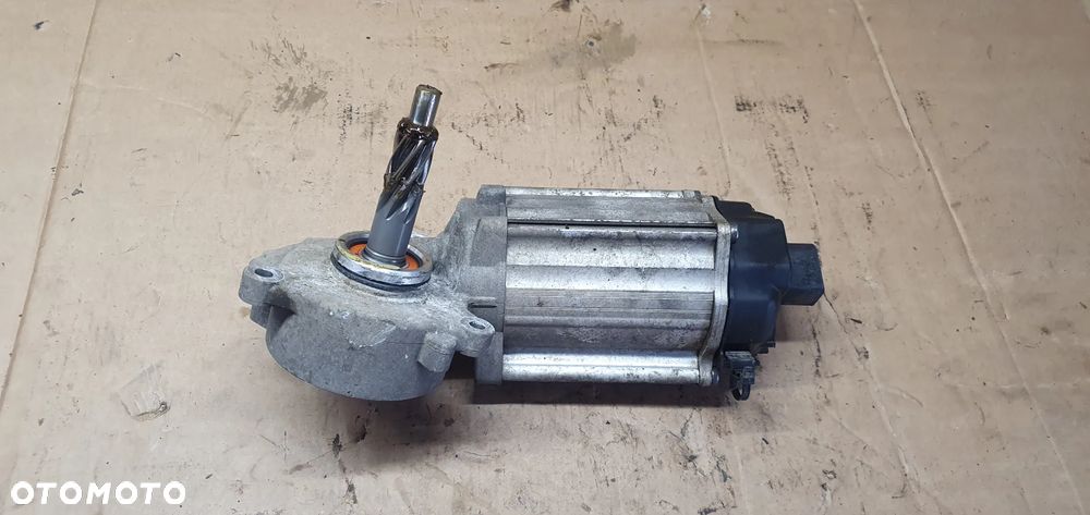 Silnik maglownicy przekładni kierowniczej Opel Zafira C 0273010201 - 1