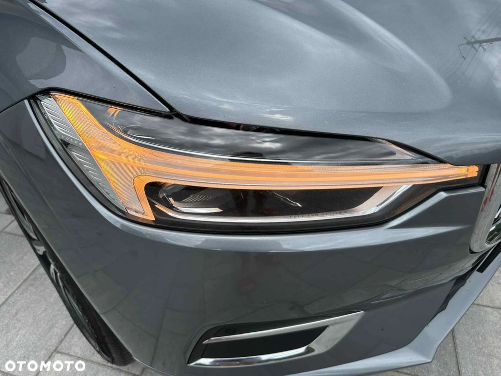 Volvo XC 60 B5 D AWD Inscription - 12