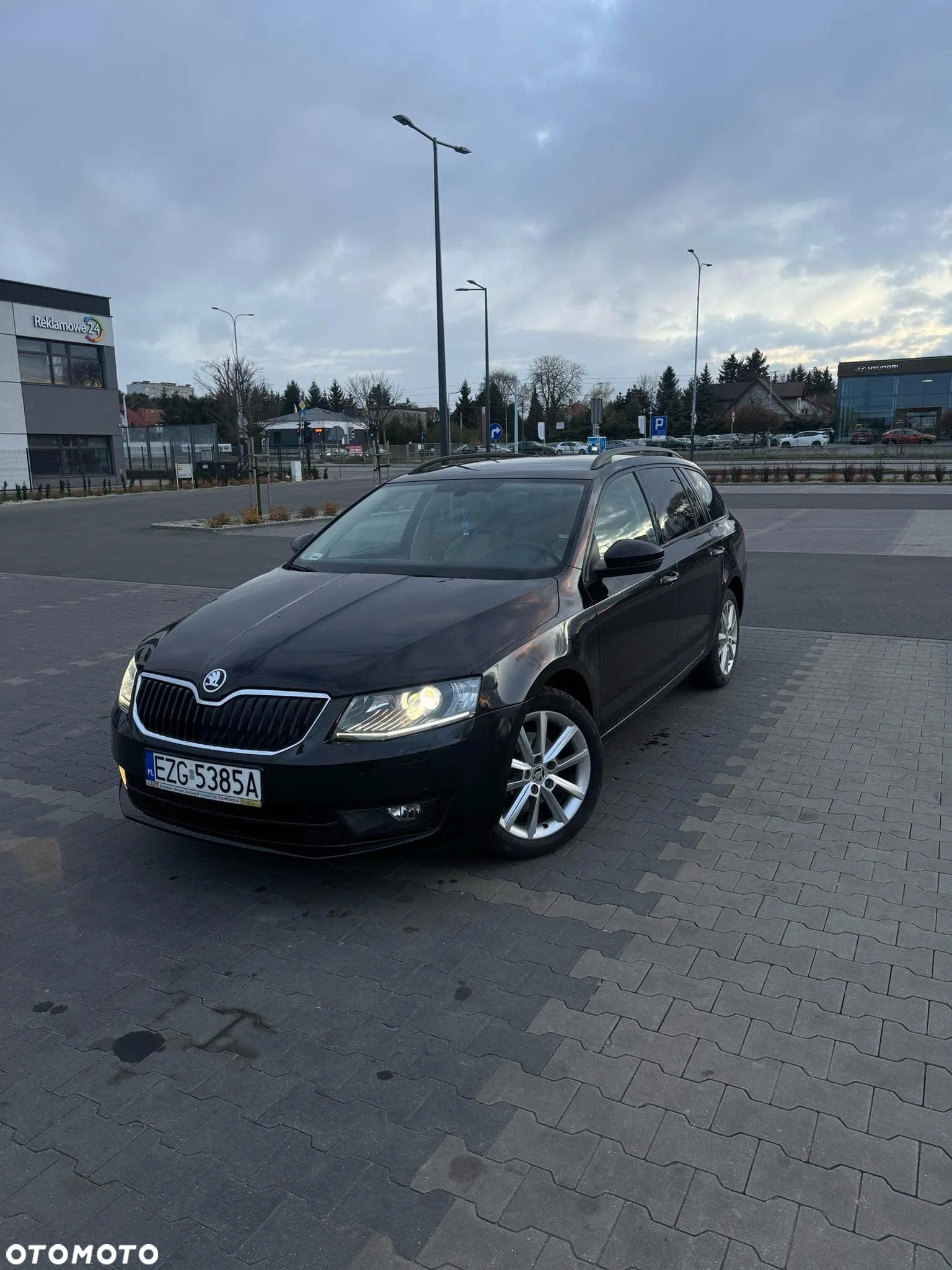 Skoda Octavia 1.4 TSI Ambition DSG - 26
