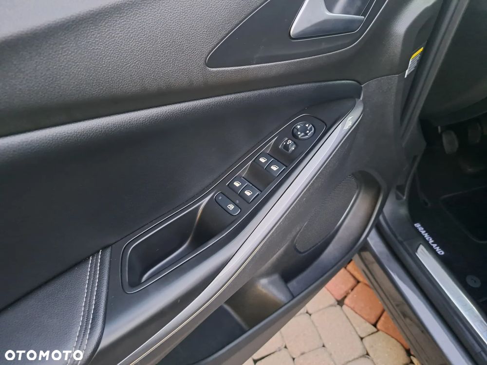 Opel Grandland X 1.2 Start/Stop Elegance - 22
