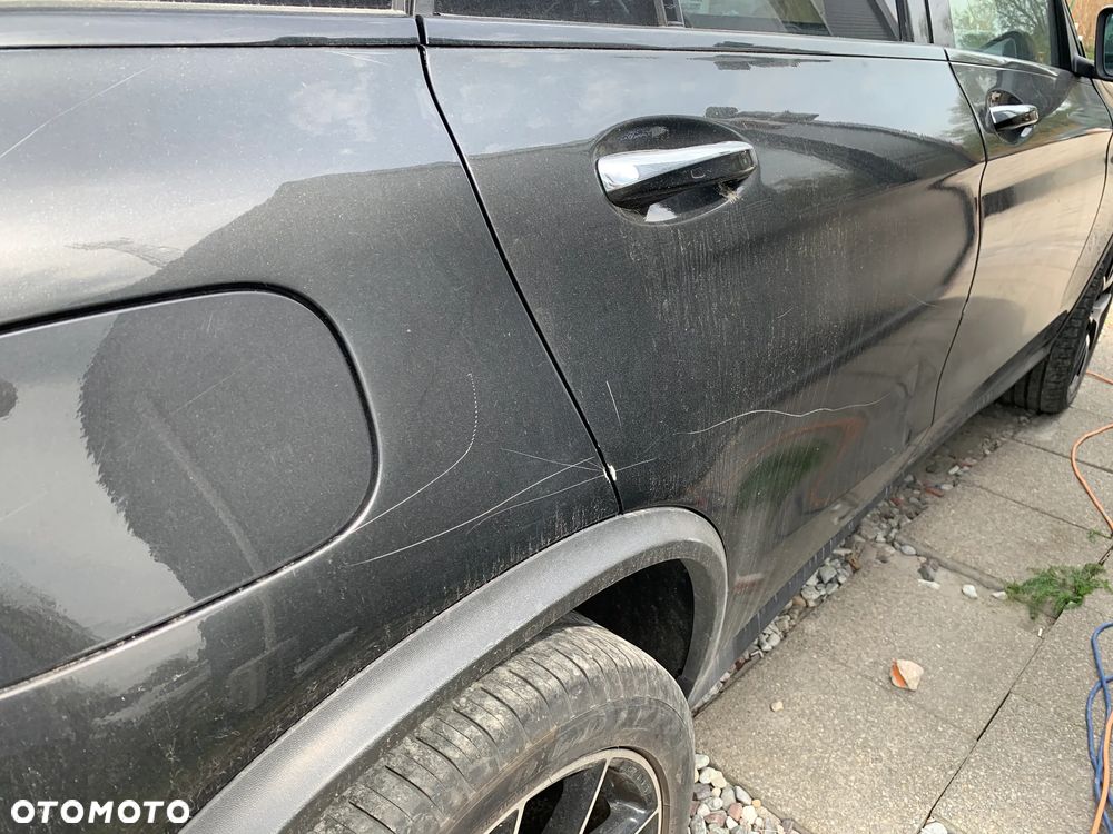 Mercedes-Benz GLC 300 4Matic 9G-TRONIC Edition Avantgarde - 6