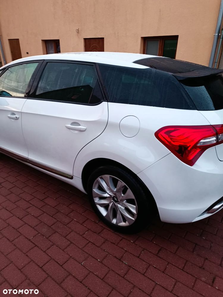 Citroën DS5 2.0 HDi Hybrid4 SoChic MCP - 10