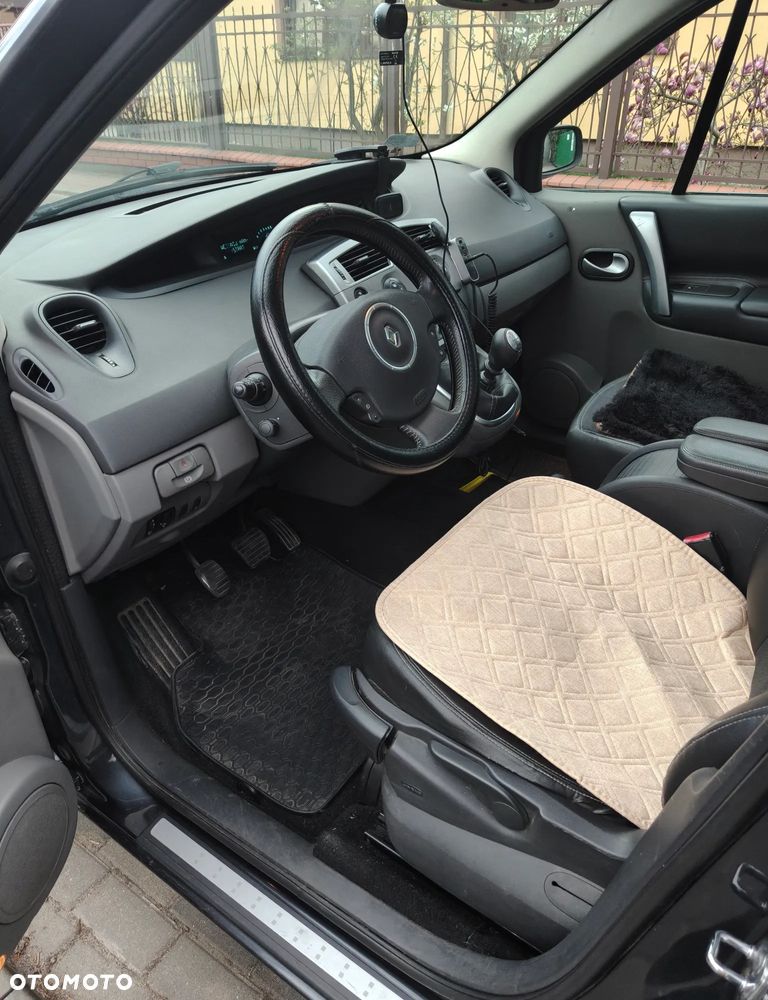 Renault Grand Scenic Gr 2.0 dCi Expression - 8