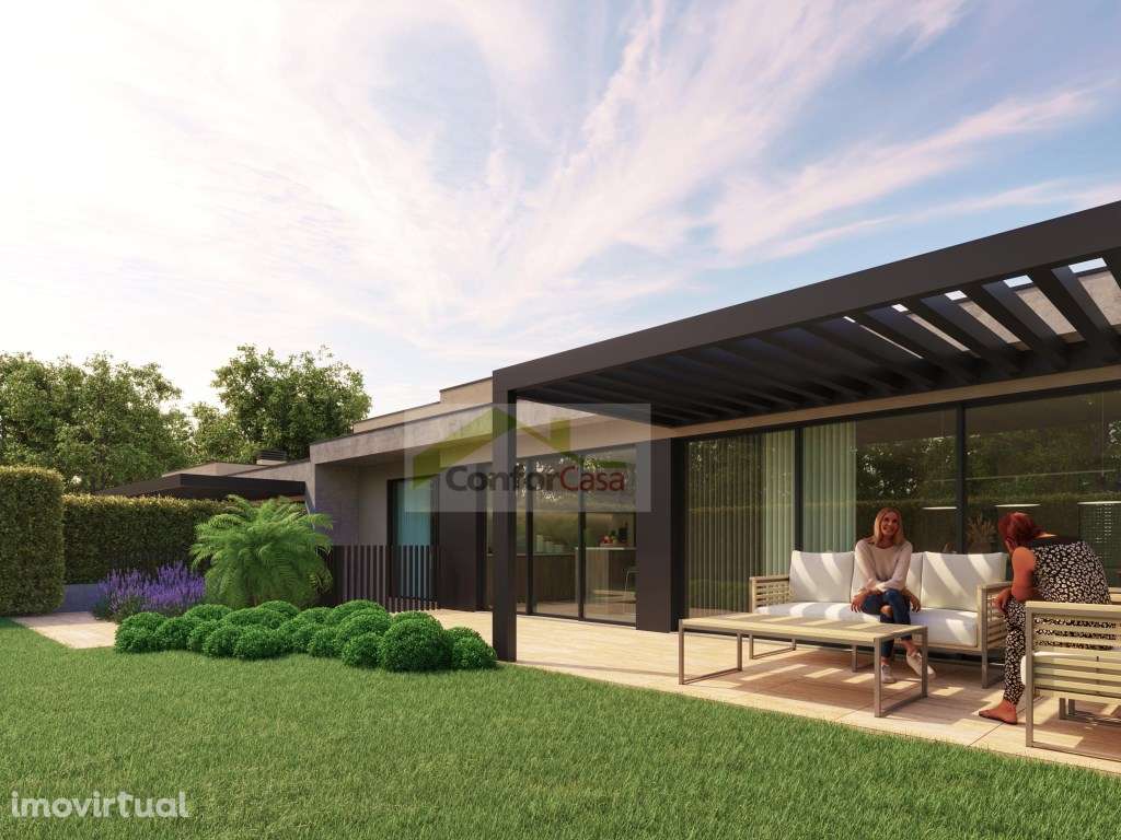 Moradia Térrea T3 de Luxo com Piscina no Centro de Braga. - Grande imagem: 2/14