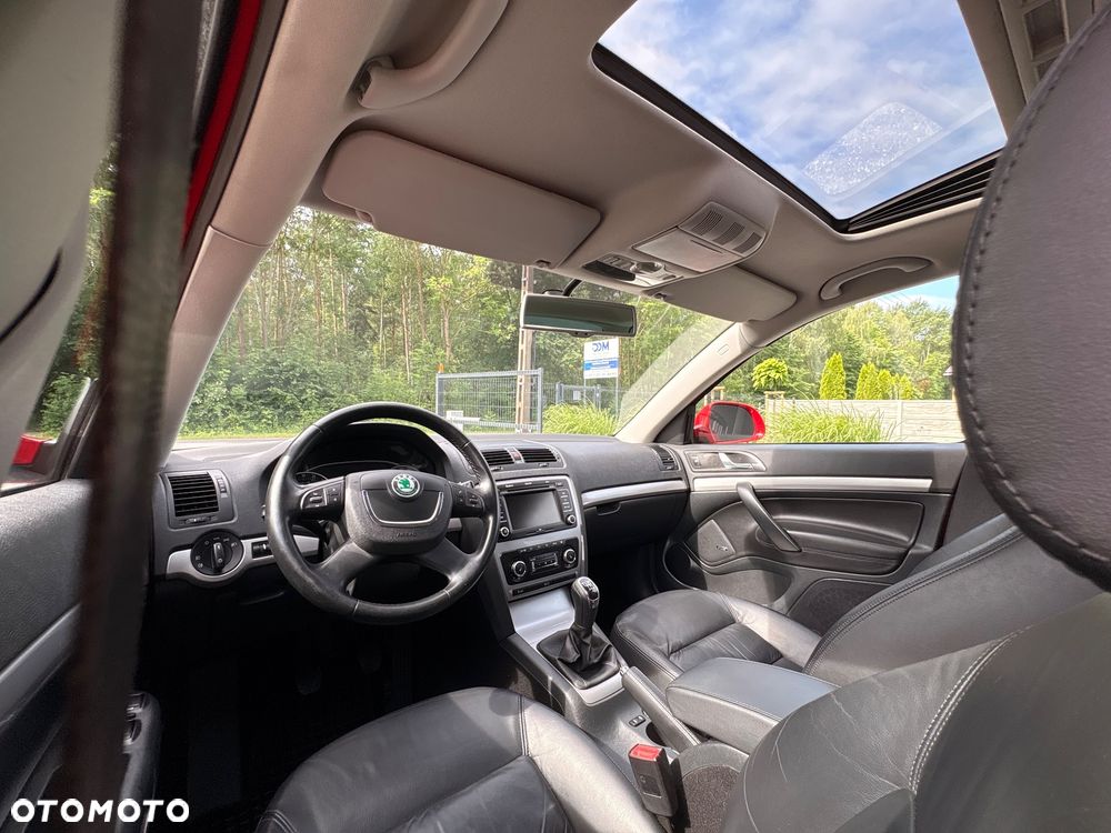 Skoda Octavia 2.0 TDI DPF Ambition - 24