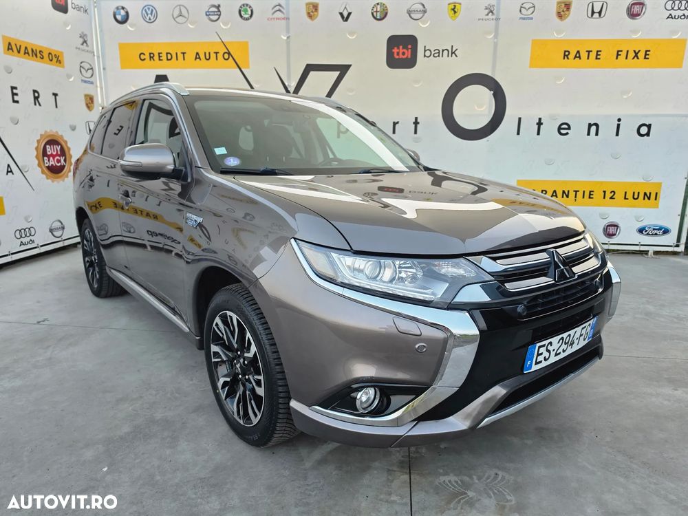 Mitsubishi Outlander 2.0 Litre DOHC MIVEC 4WD Instyle Navi - 3