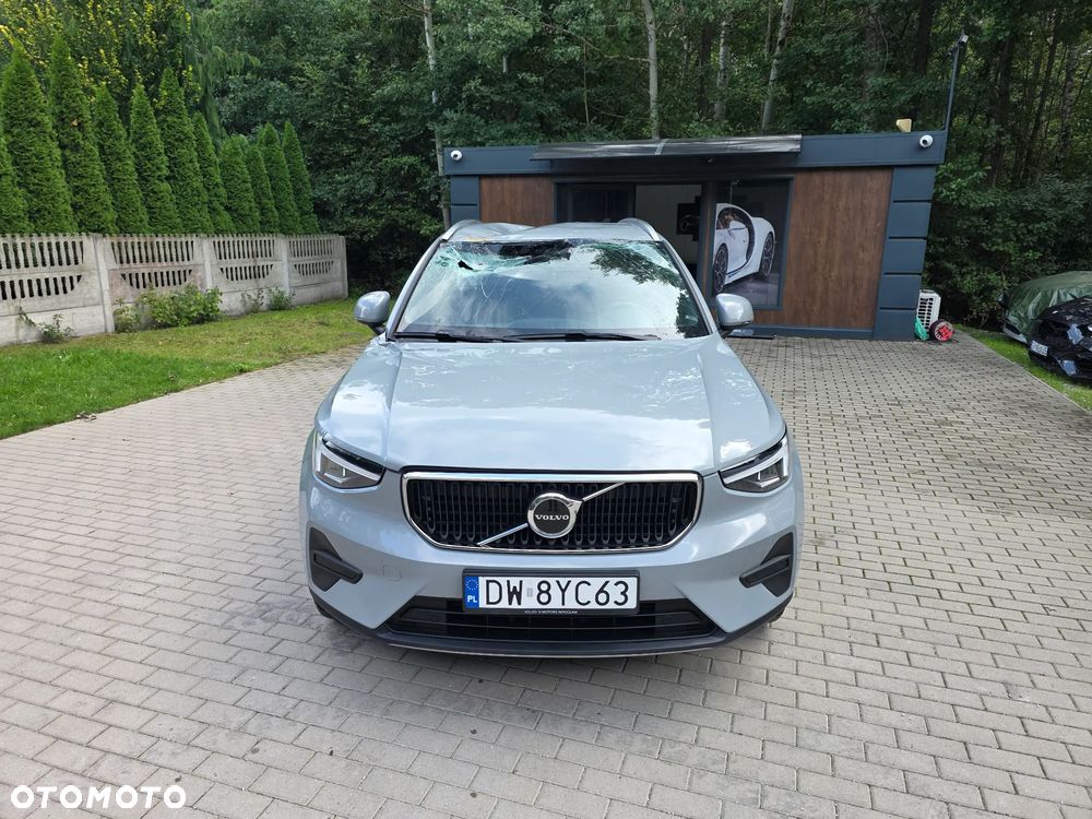 Volvo XC 40 B3 Plus Dark - 2