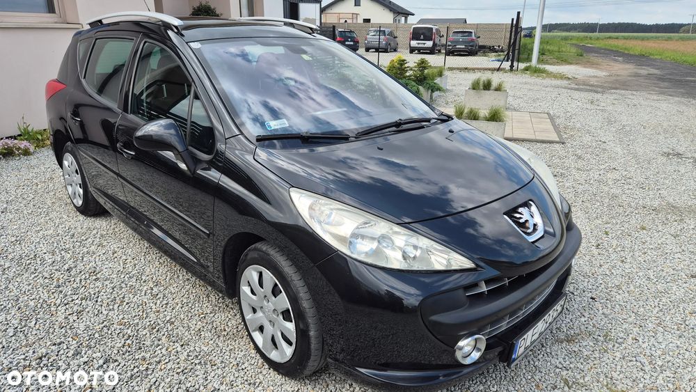 Peugeot 207 - 9