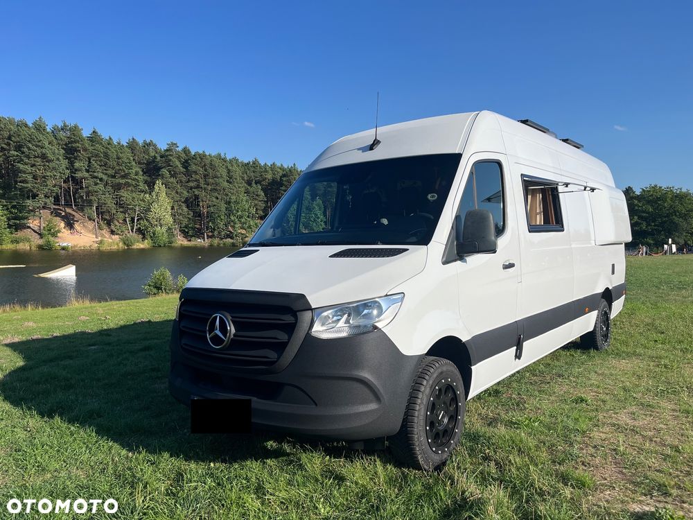 Mercedes-Benz Sprinter 907.235 - 30