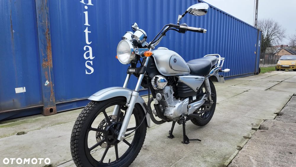 Yamaha YBR - 4