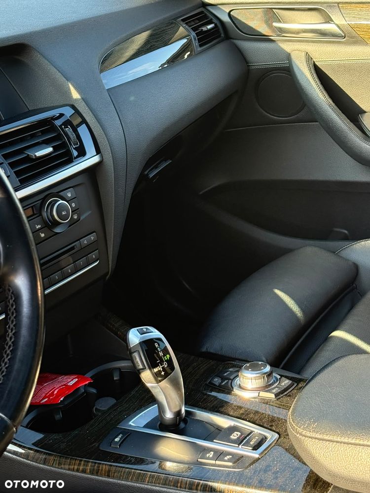 BMW X3 28i xDrive - 10