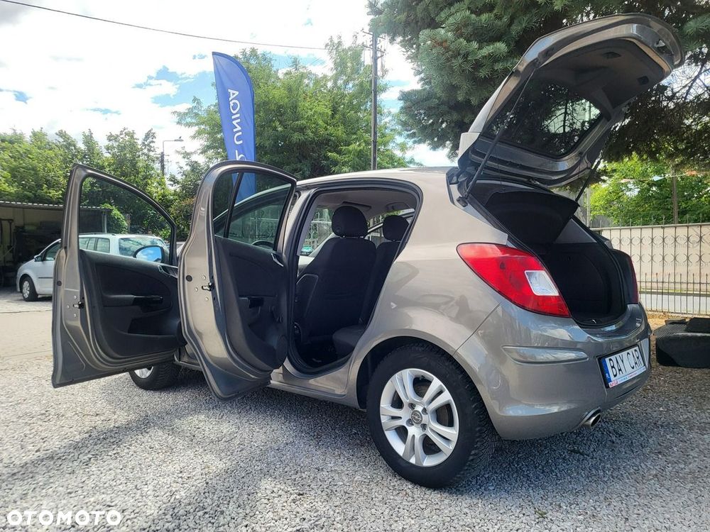 Opel Corsa - 11