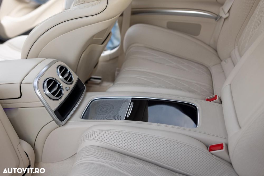 Mercedes-Benz S 63 AMG - 17