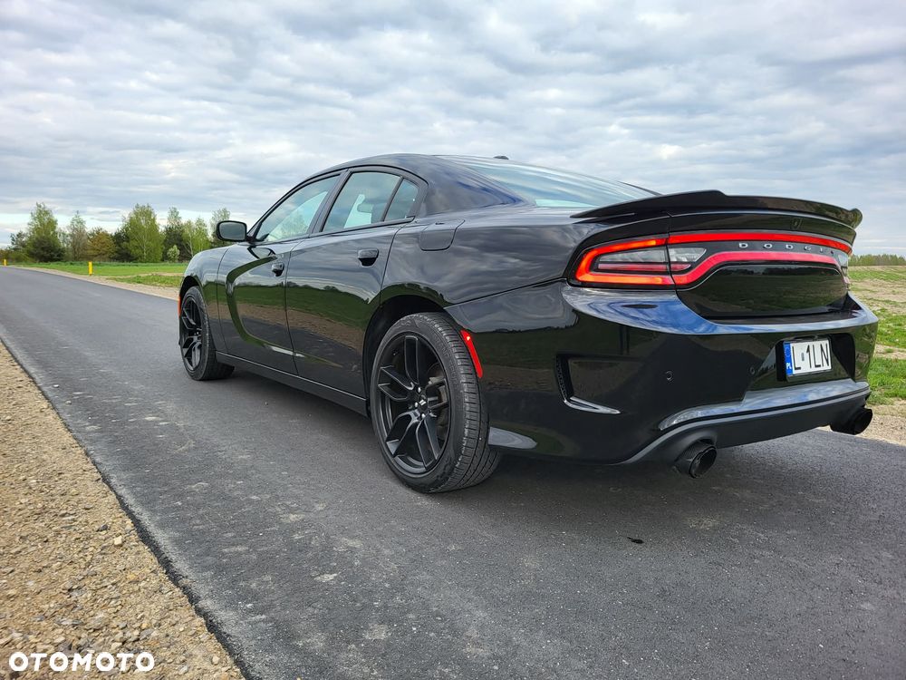Dodge Charger 3.6 GT - 2
