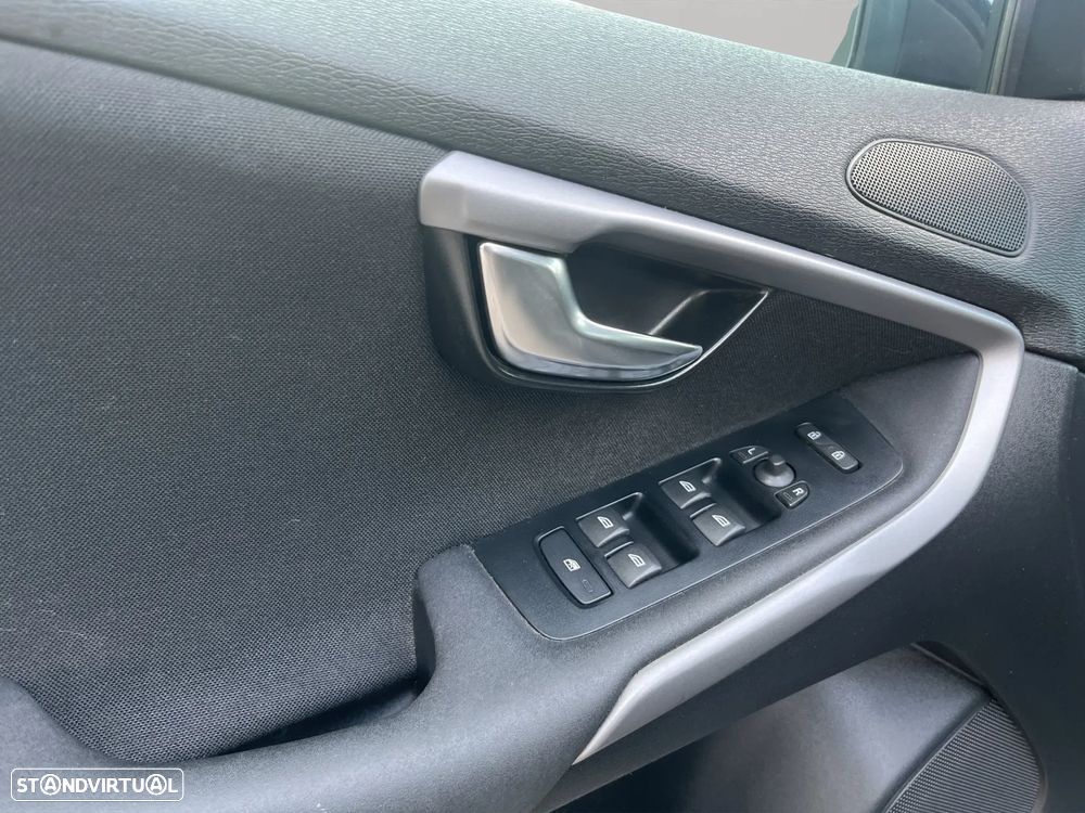 Volvo V40 2.0 D2 Momentum - 12