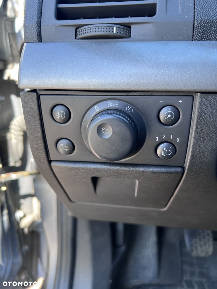 Opel Vectra 1.8 - 27