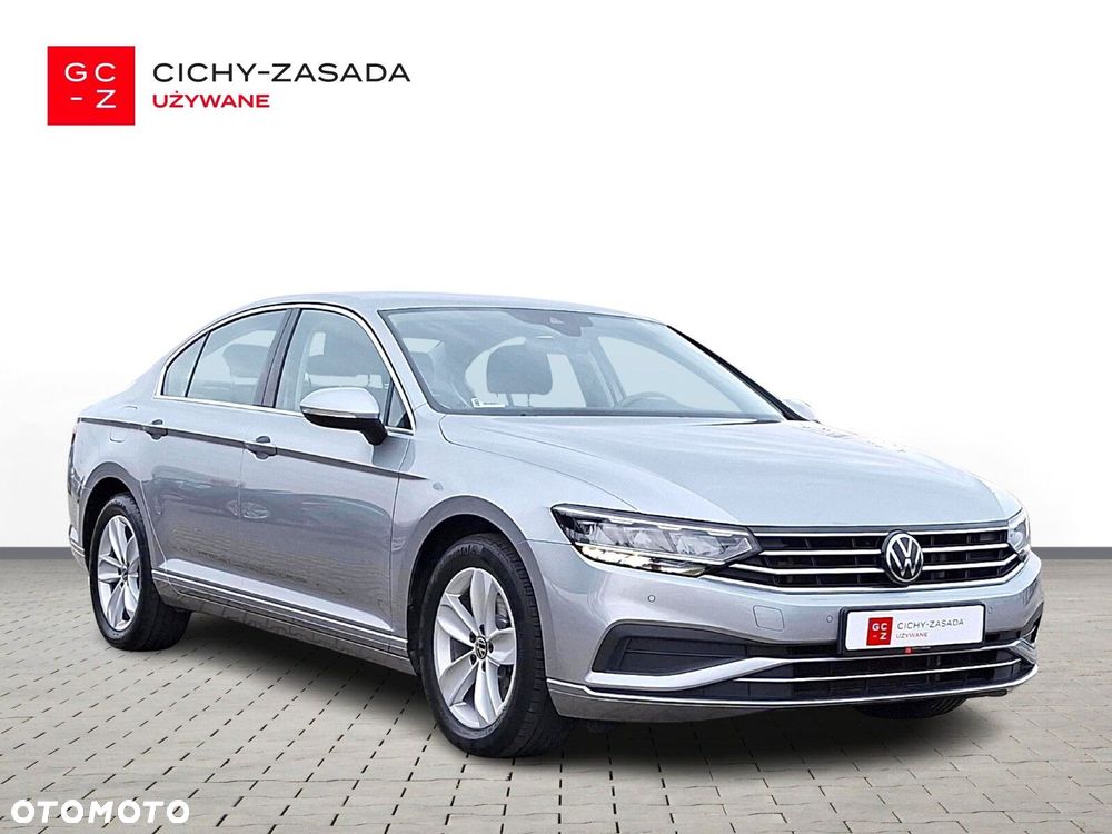 Volkswagen Passat 2.0 TDI Business DSG - 3