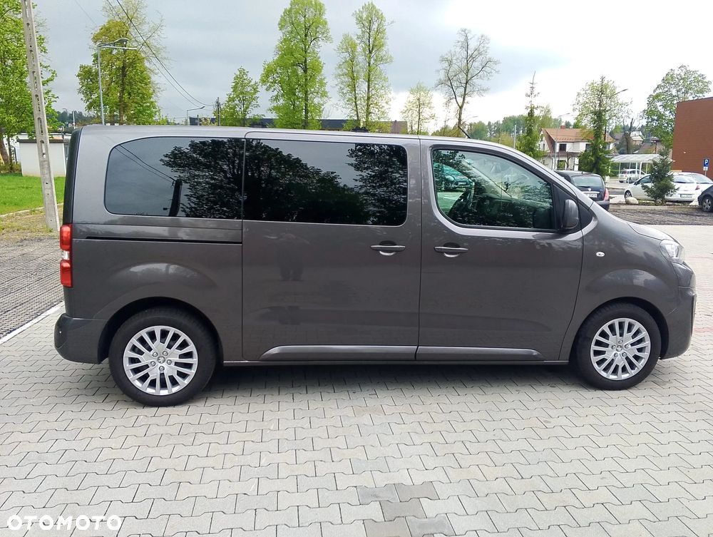 Peugeot Traveller 2.0 BlueHDi Compact Active - 2