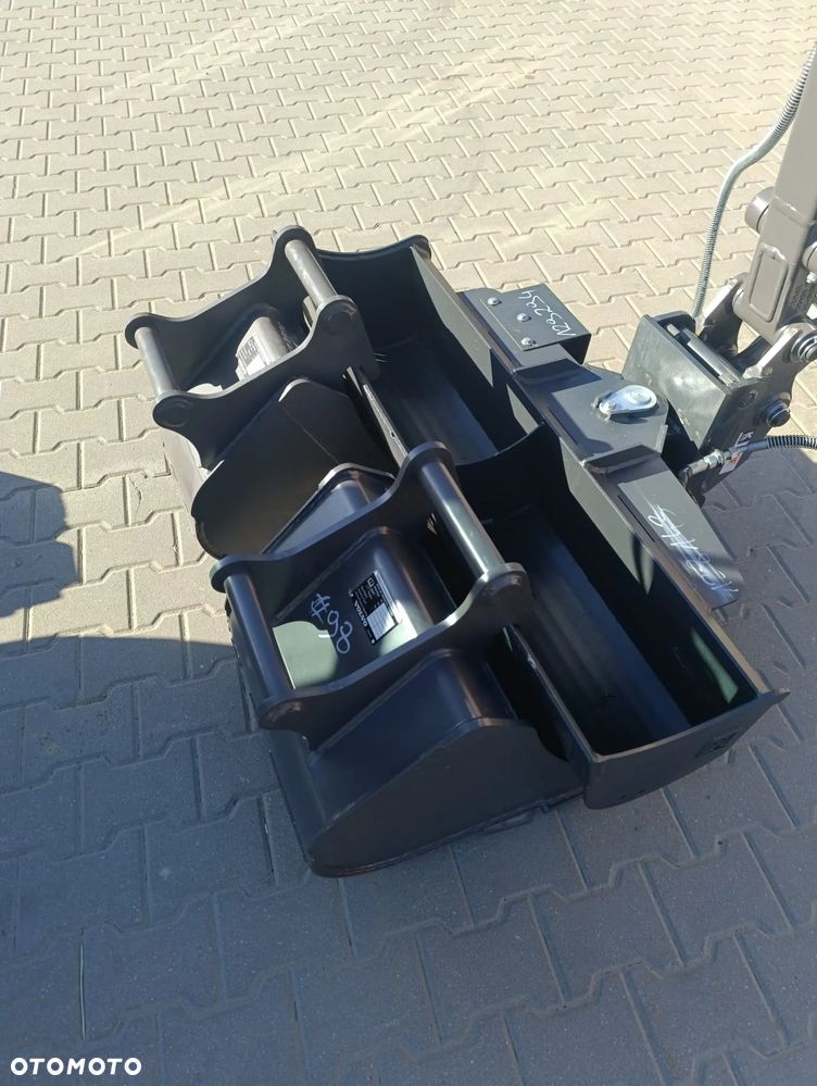 Volvo ECR25D - 8