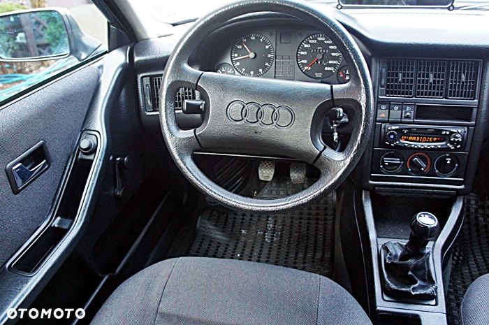 Audi 80 1.6 - 24