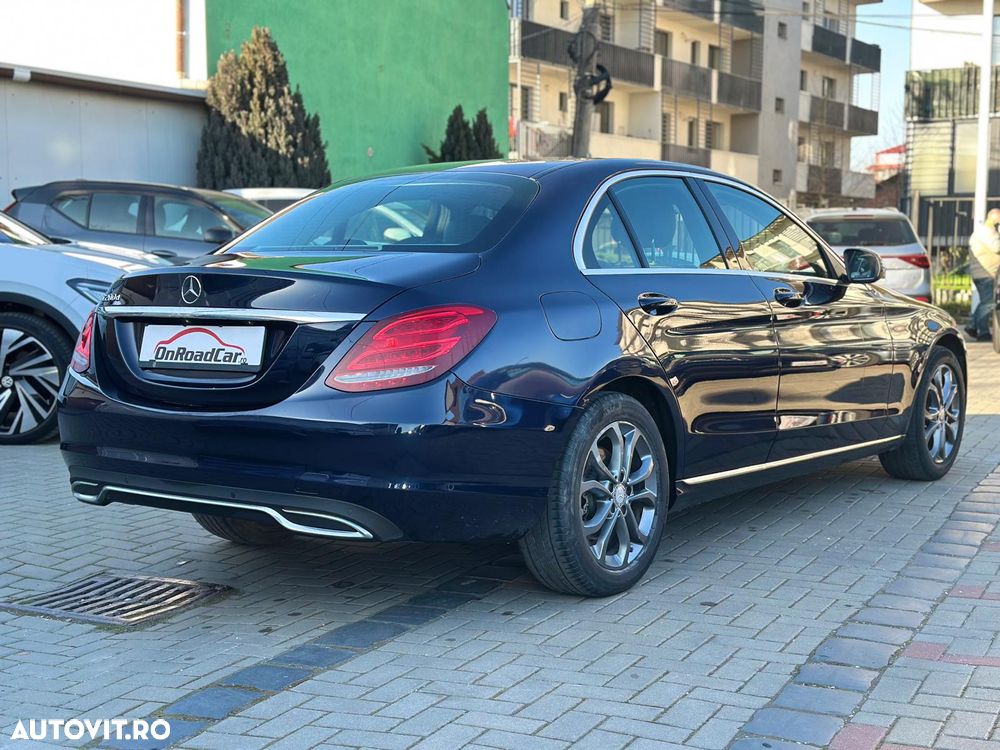 Mercedes-Benz C 220 CDI DPF Automatik BlueEFFICIENCY Avantgarde - 3