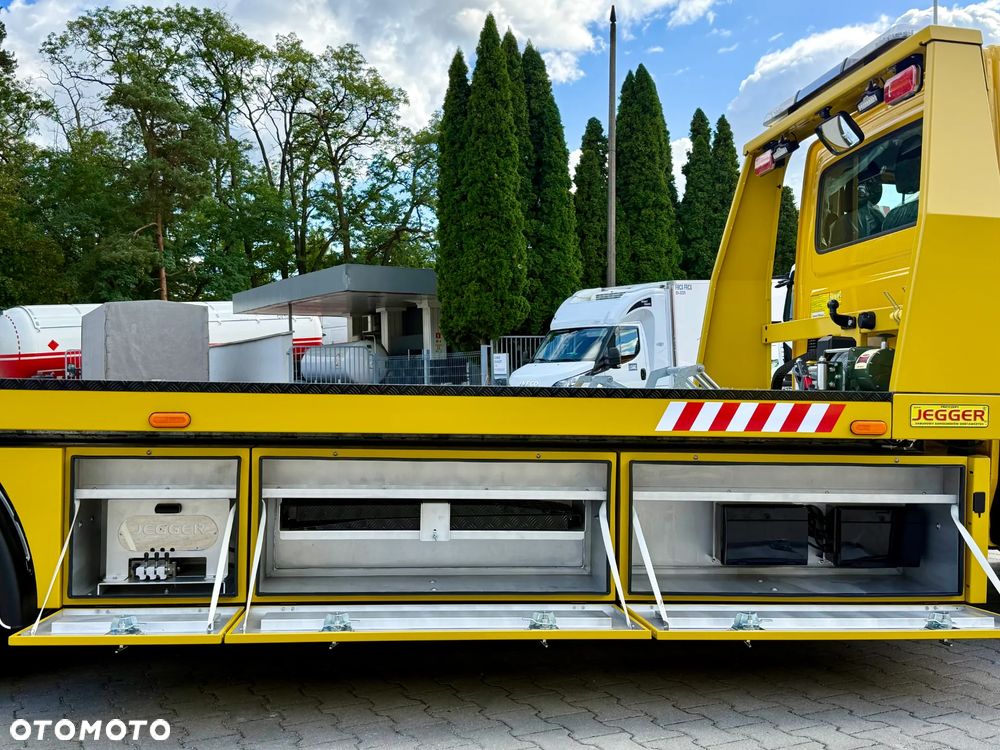Iveco Daily - 16