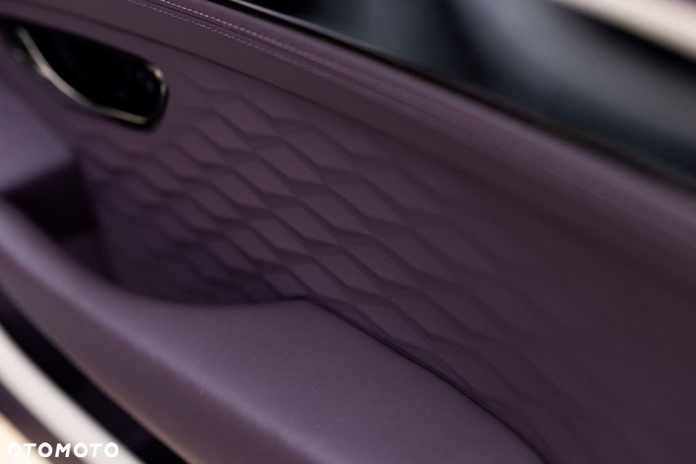 Bentley Continental GT - 12