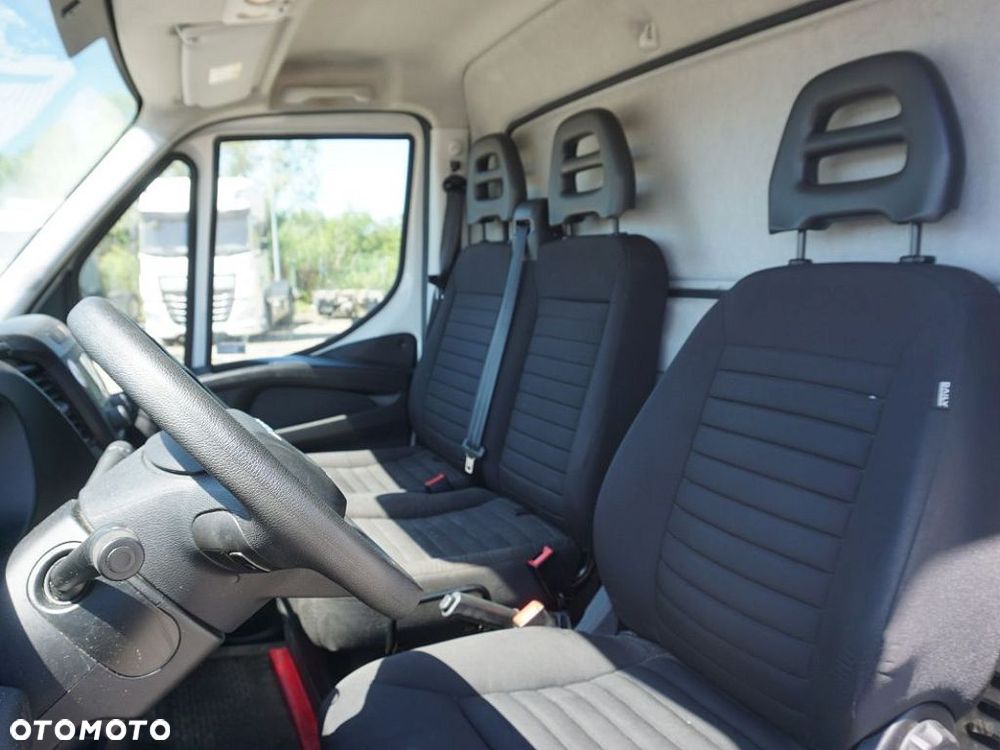 Iveco DAILY 35C16 - 11