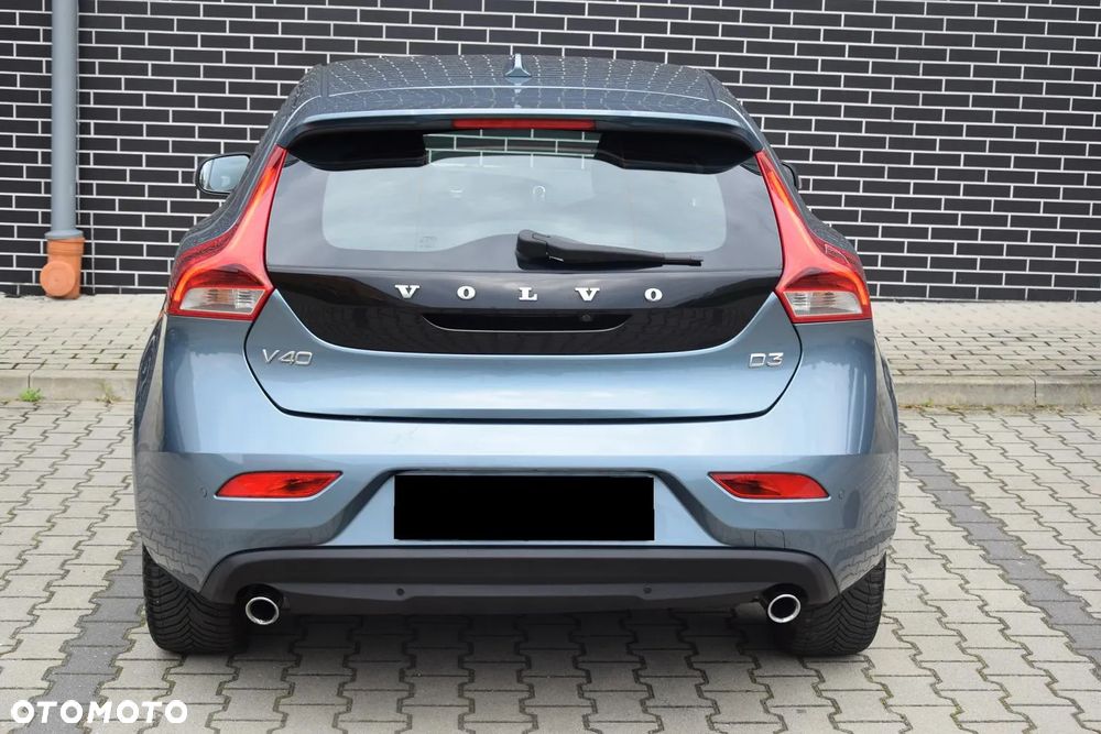 Volvo V40 D3 Summum - 19