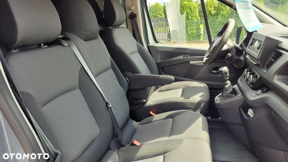 Renault TRAFIC - 7