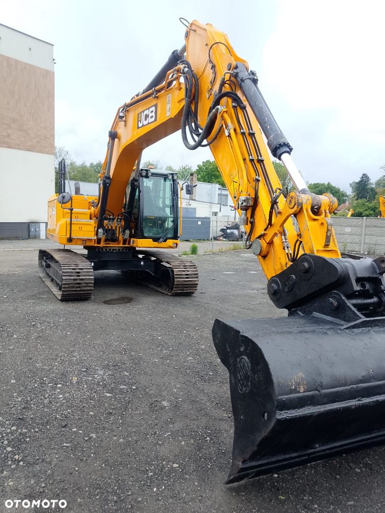 JCB 220XLC - 4