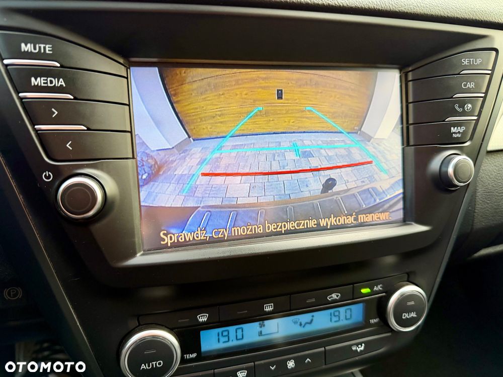 Toyota Avensis Touring Sports 1.8 Edition S+ - 38