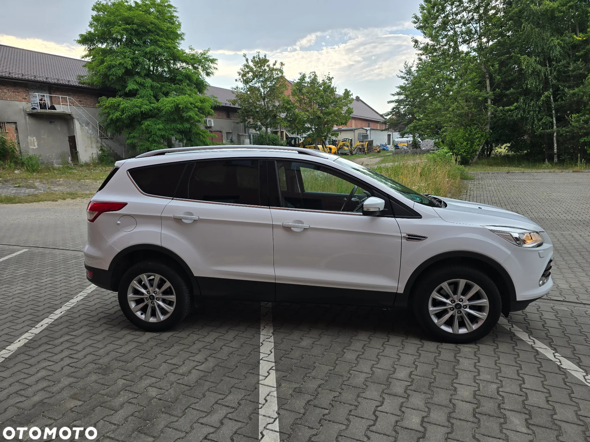 Ford Kuga - 8