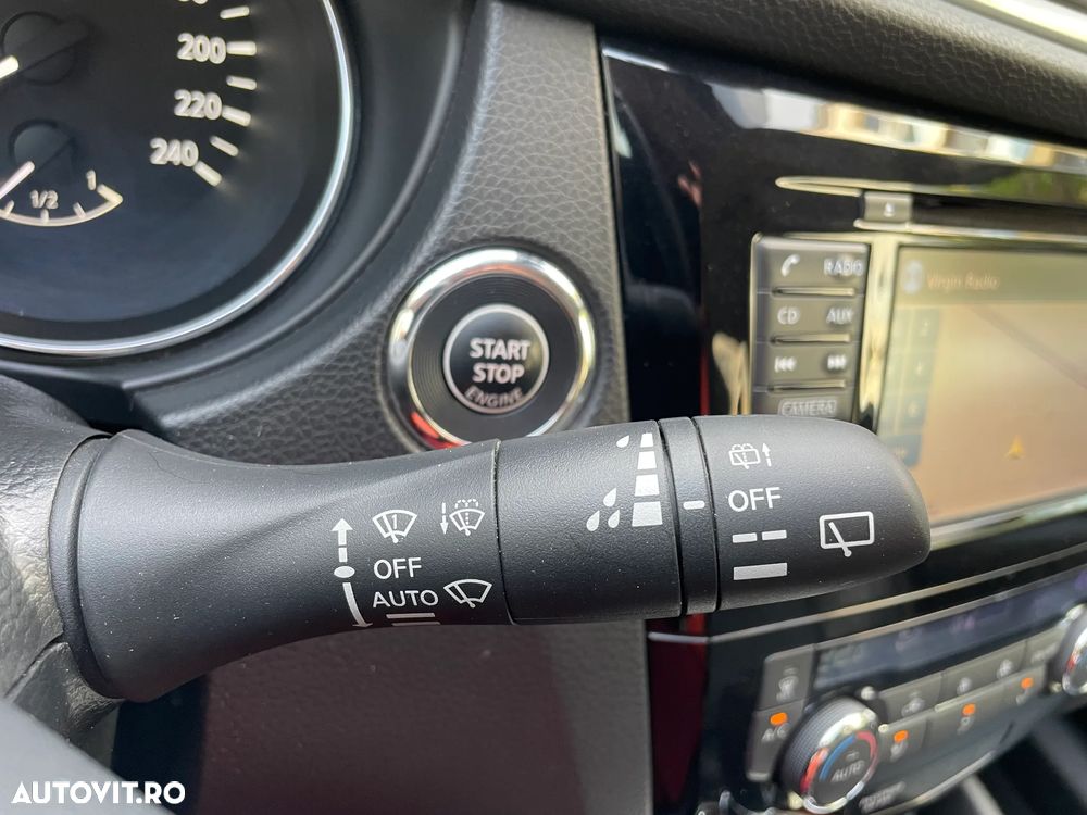 Nissan Qashqai 1.6 DCI Xtronic TEKNA+ - 31