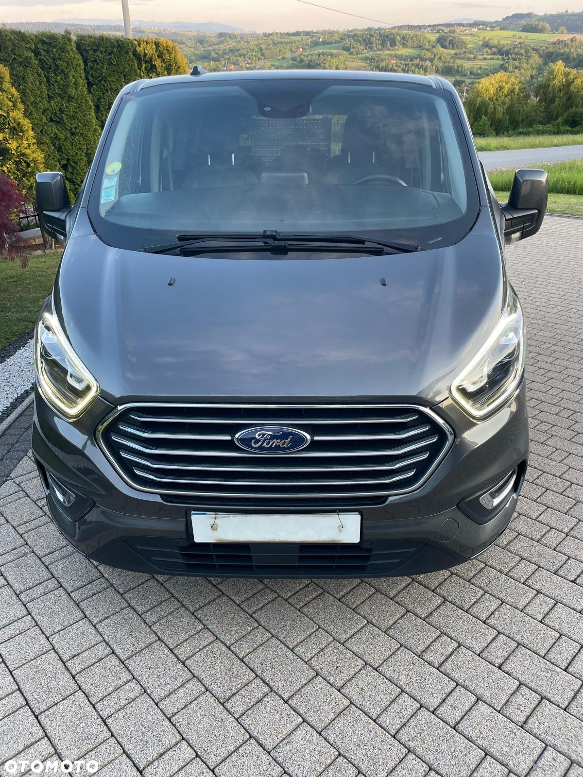 Ford Tourneo Custom 320 L2H1 VA Autm Titanium X - 4