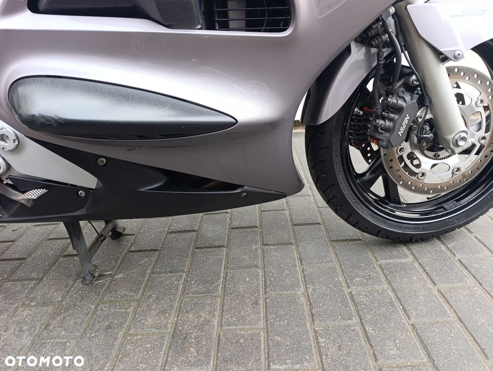 Honda ST - 29