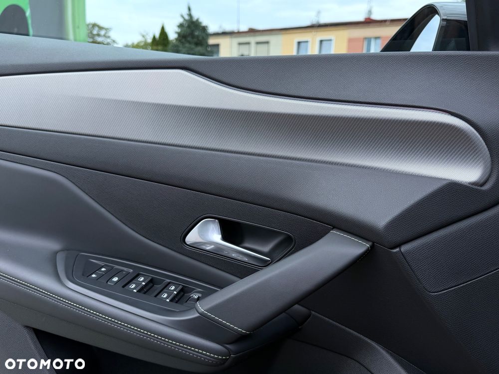 Peugeot 308 1.5 BlueHDi GT S&S EAT8 - 20