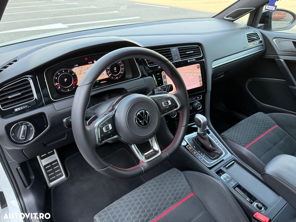 Volkswagen Golf 2.0 TSI DSG GTI Performance - 27