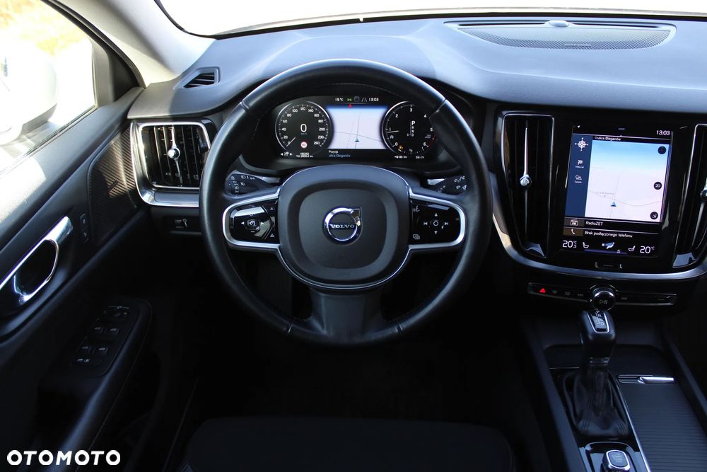 Volvo V60 Cross Country D4 AWD Geartronic Pro - 40