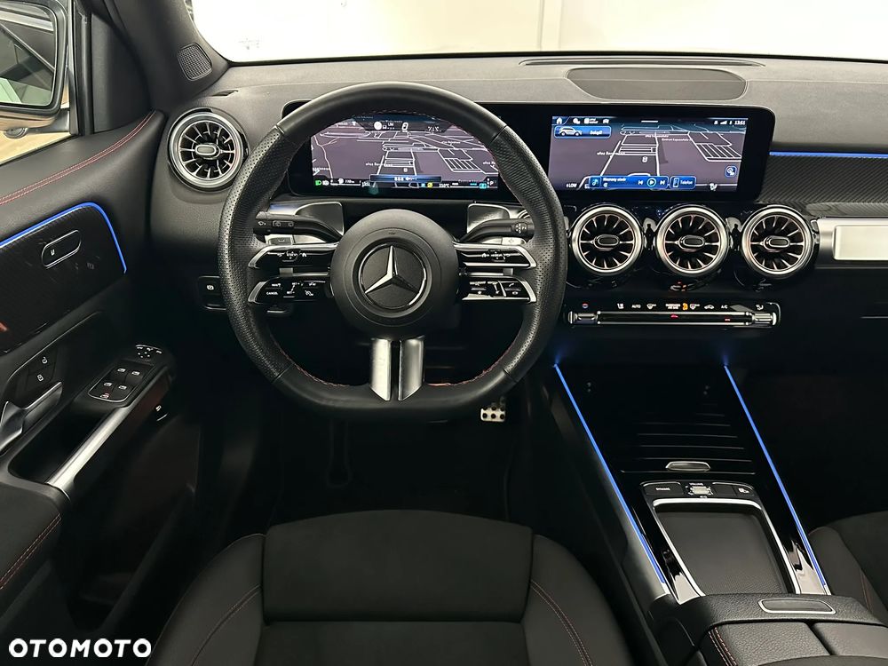 Mercedes-Benz GLB 200 mHEV AMG Line 7G-DCT - 8