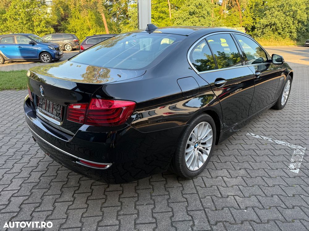 BMW Seria 5 525d Aut. Luxury Line - 9