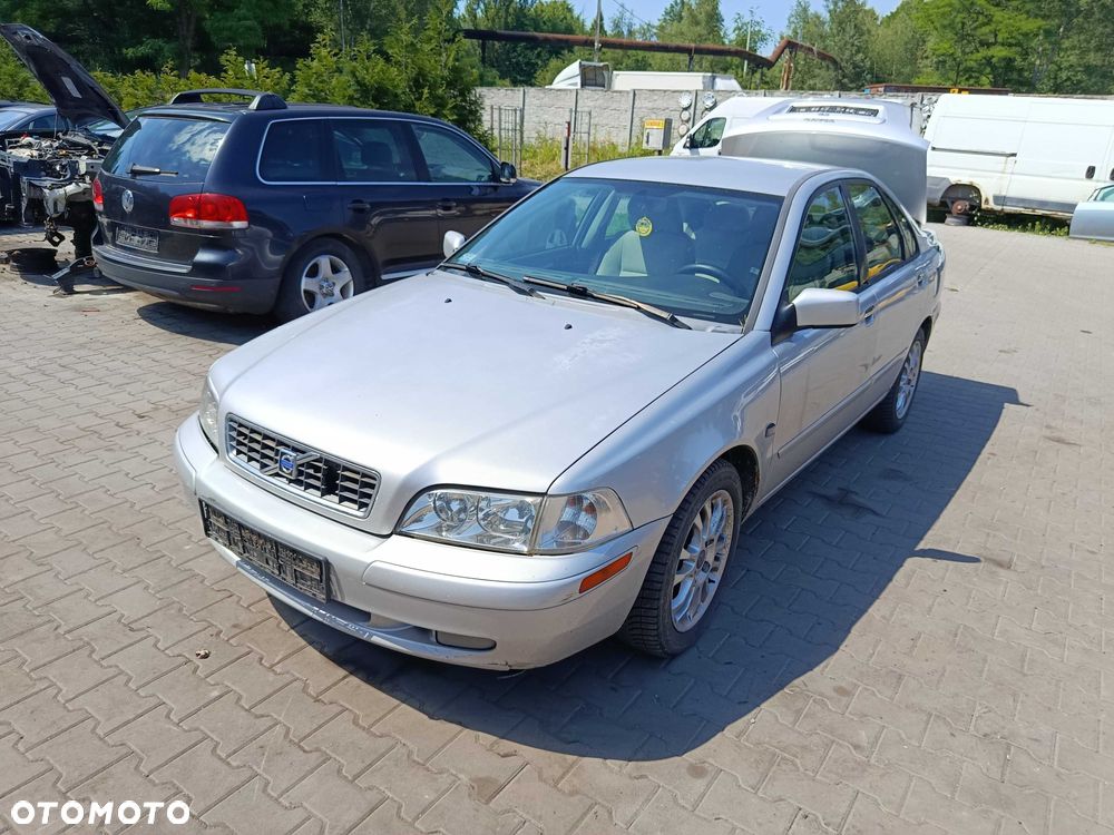 Volvo S40 1.9d D4192T3 2004r NA CZĘŚCI - 1