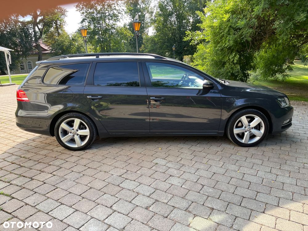 Volkswagen Passat 2.0 TDI BlueMotion Technology Comfortline - 12