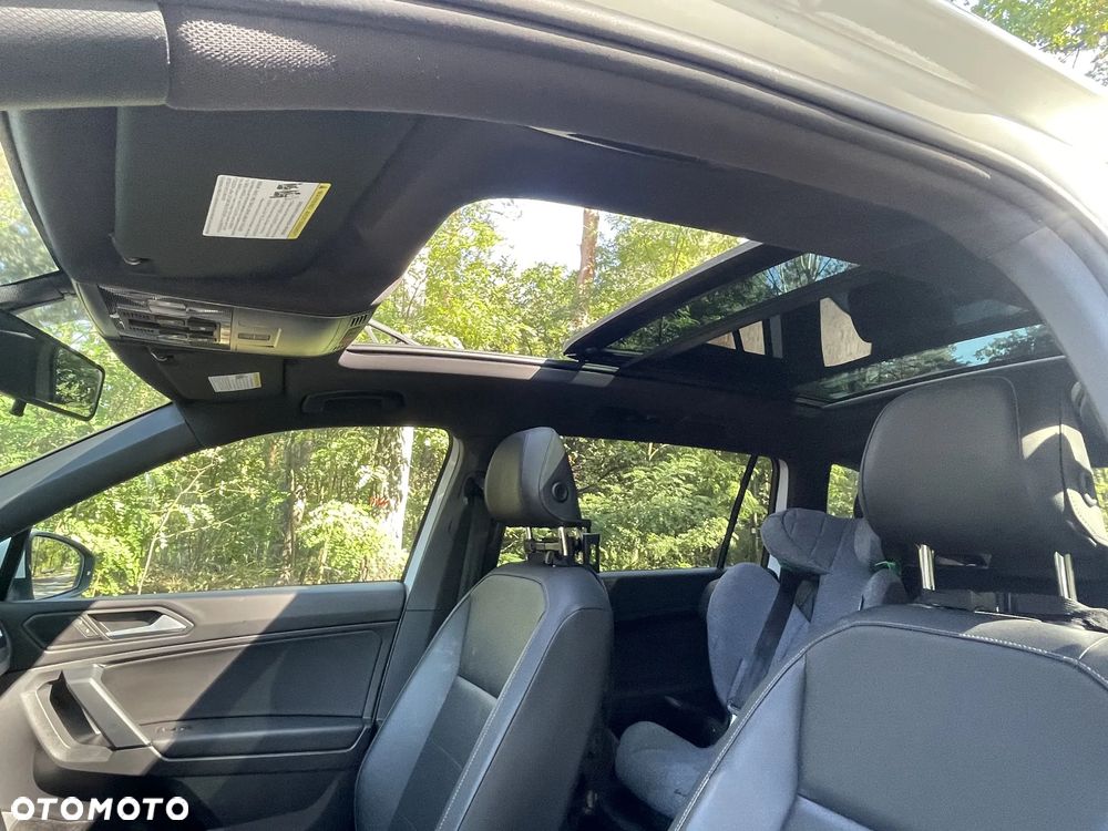 Volkswagen Tiguan Allspace 2.0 TSI 4Mot Highline DSG - 32