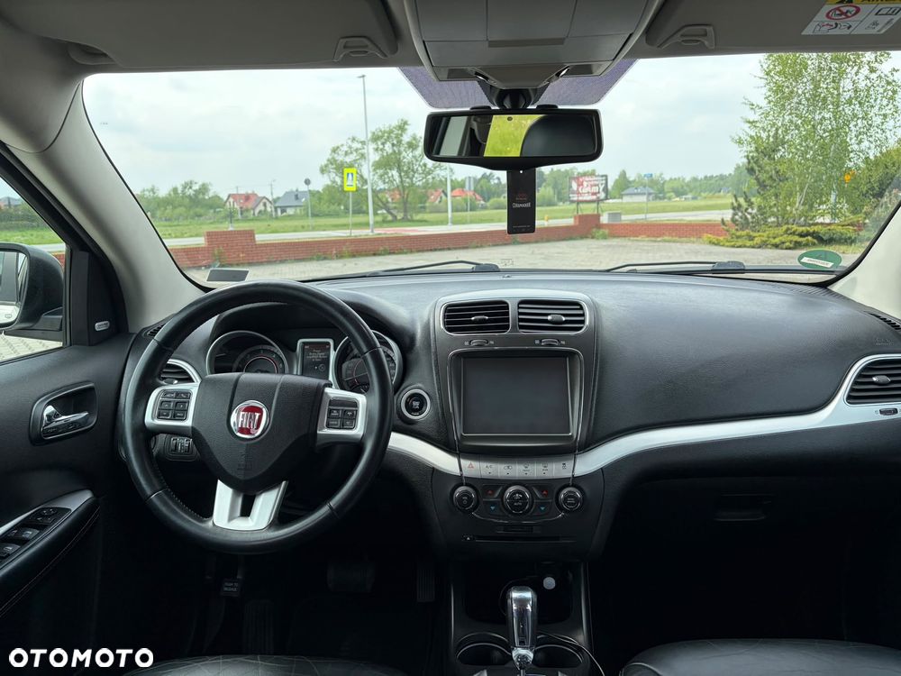Fiat Freemont 2.0 Multijet Black Code AWD - 9