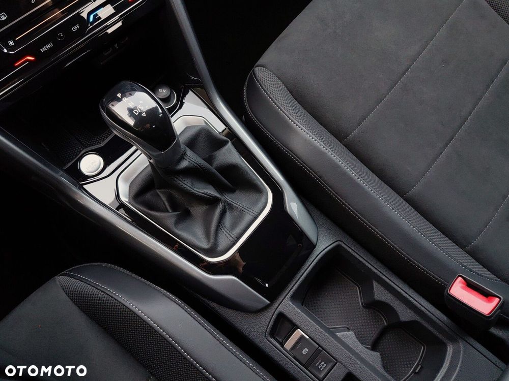 Volkswagen T-Roc 1.5 TSI Style DSG - 24