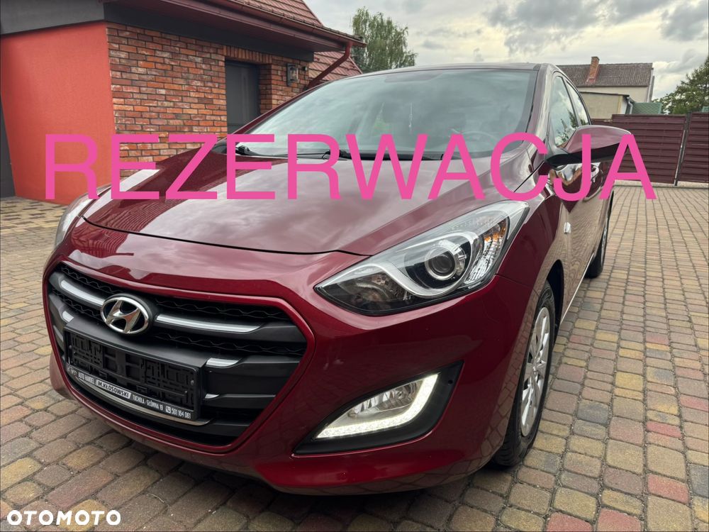 Hyundai i30 blue 1.4 Trend