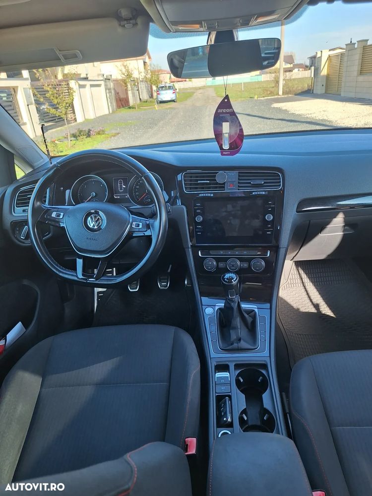 Volkswagen Golf 1.6 TDI Sound - 8