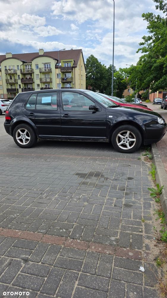 Volkswagen Golf - 5